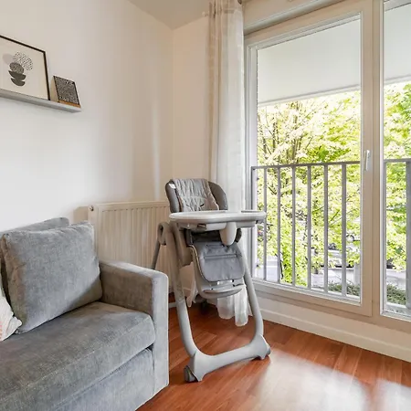 Cosy & Familial Proche Paris Апартаменты *
